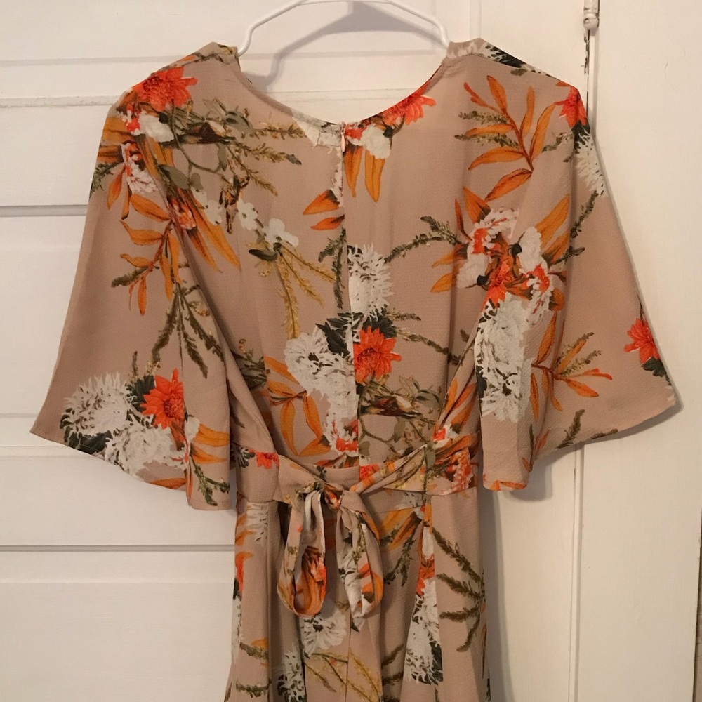 Romper - Picture 2 of 3